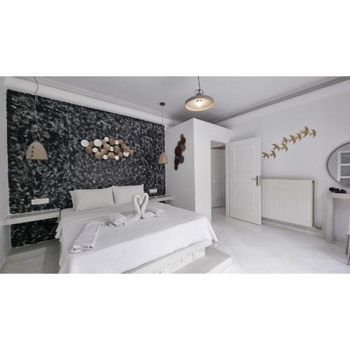 3 Bedroom House included free car rental