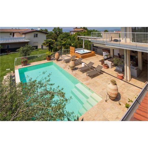 3 Bedroom Nice Home In Lazise Vr