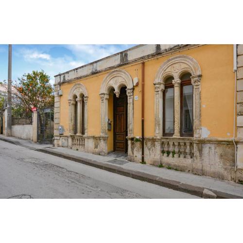 3 Bedroom Nice Home In Siracusa