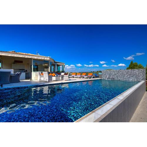 3 bedroom Villa Eleyjo with stunning private pool, Aphrodite Hills Resort