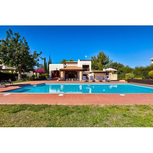 3 bedroom Villa Limni with private pool and gardens, Aphrodite Hills Resort