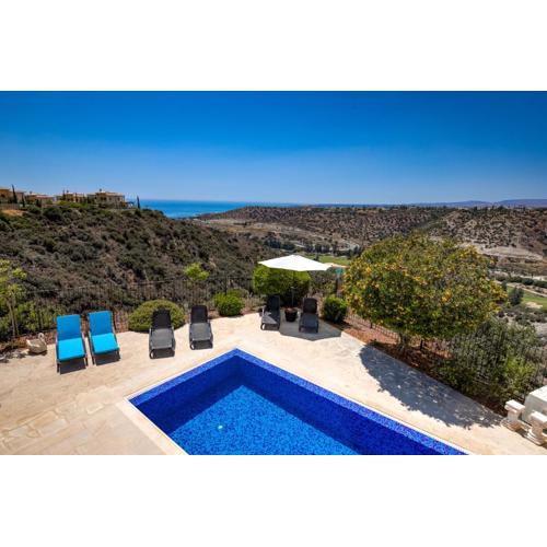 3 bedroom Villa Melandra with private pool and sea views, Aphrodite Hills Resort