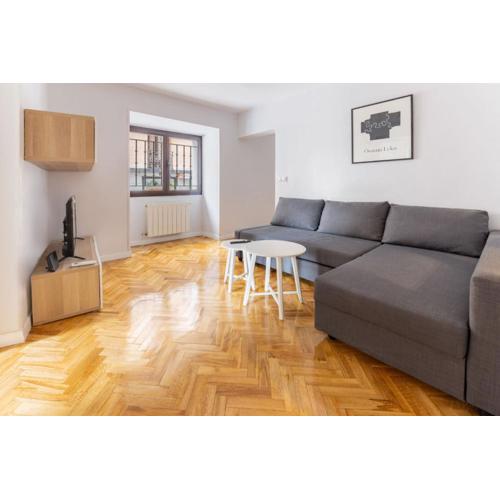 3 bedrooms 2 bathrooms furnished - Sol - bright - MintyStay