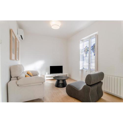 3 bedrooms 3 bathrooms furnished - Salamanca - Modern and bright - MintyStay