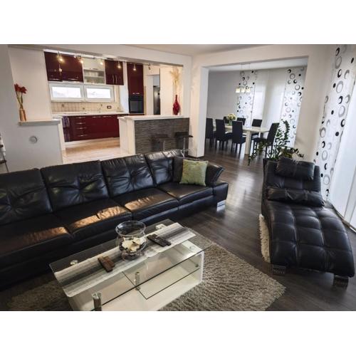 3 bedrooms Apartman DMT