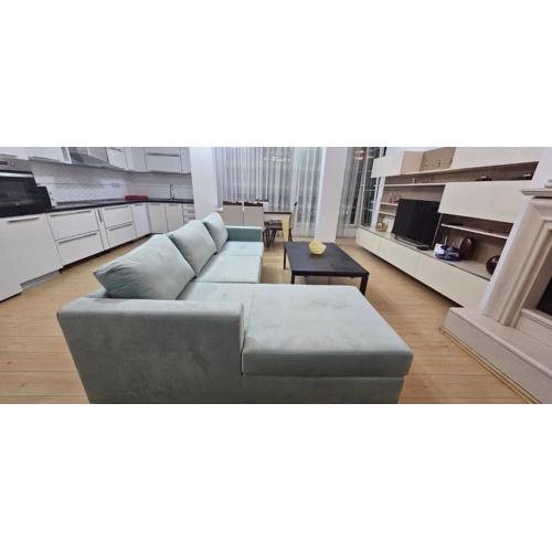 3 bedrooms apartment Central Location