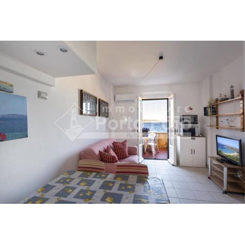 3 Centro - Bilocale con terrazza vista mare Porto Faro