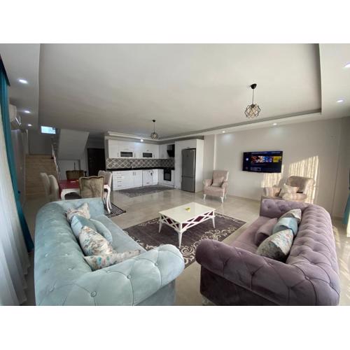 3 katlı tripleks Villa