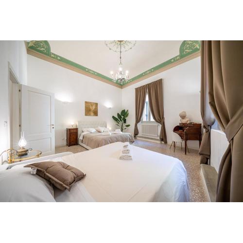 [3 minutes from Piazza Maggiore] Historical flat