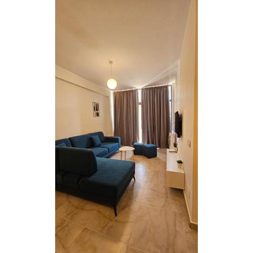 3 Modern Apartments for big groups or families