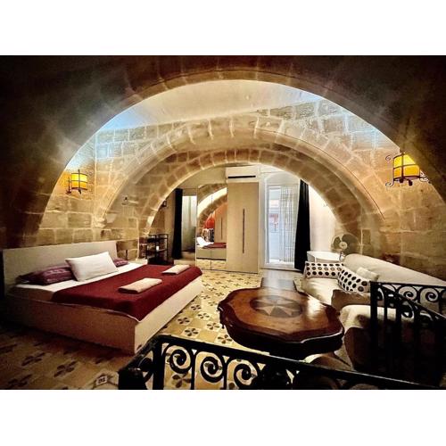 300 years old Maisonette in Beautiful Stairs