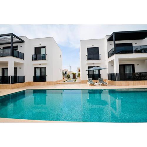 300m to Beach 2 Bedroom Garden Floor Flat with Pool - Yeni Dünya Bodrum B1