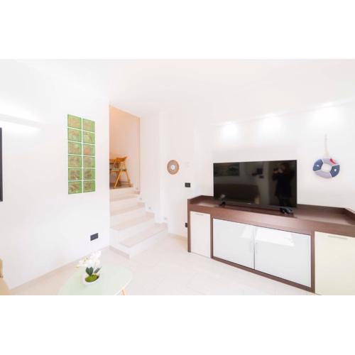 307 - Casa Sara, 5 minuti di auto dal Mare e dal centro di Sestri, con PARCHEGGIO PRIVATO