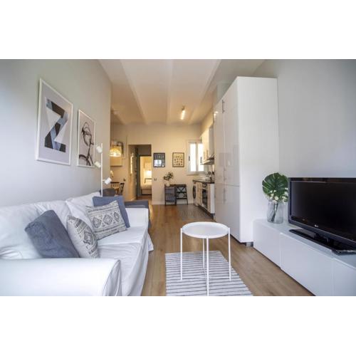 31ENT1027 - Mediterranean decorated apartment