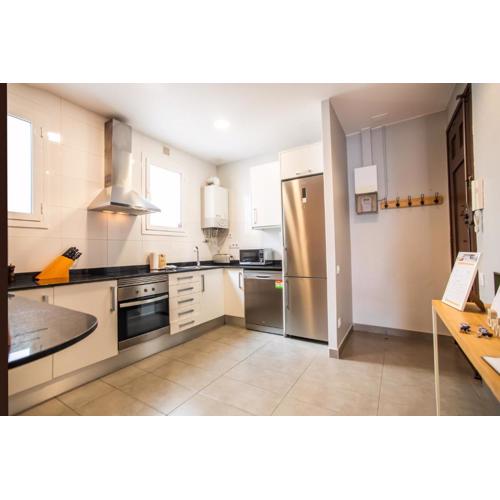 34MAL635- New&Bright 2br Apt near Sagrada Familia