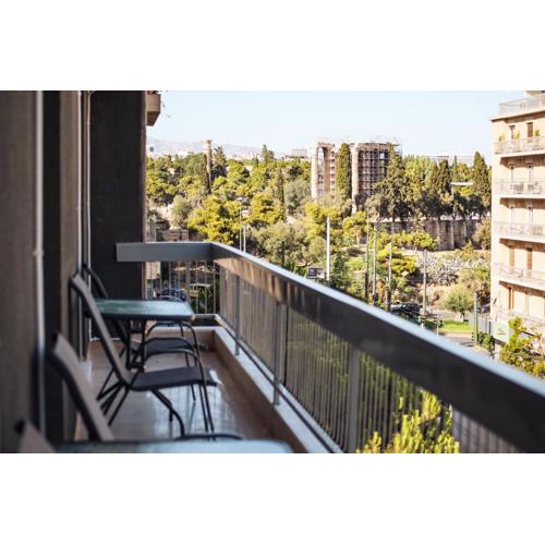 3BD apartment with Acropolis & Temple of Zeus view