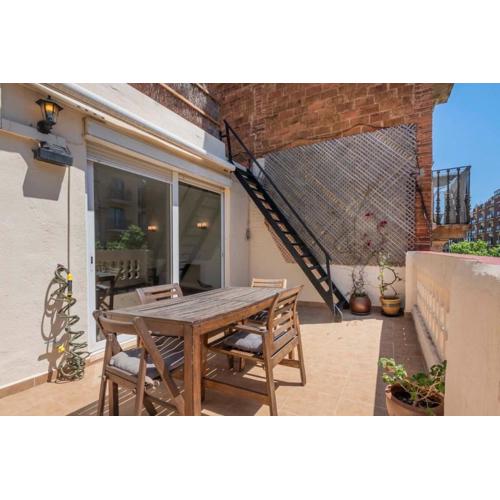 3BD with private terrace right by Sagrada Familia