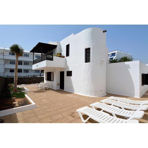 3BR Beach House - Solarium & Shower Terrace