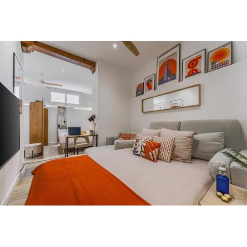 3min Walk - Retiro & Atocha - Luxury District and Desk