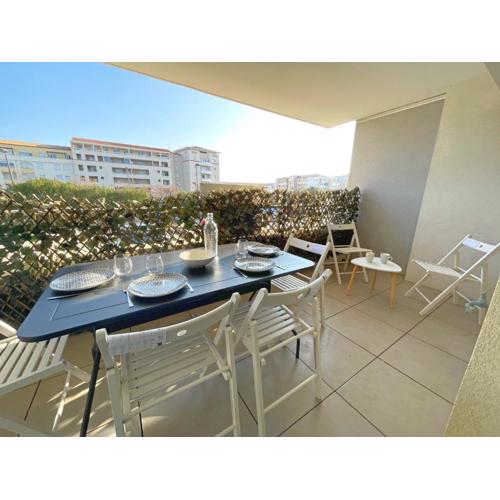 3P climatisé avec parking, piscine, proche plage et commerces à Sète - FR-1-338-497