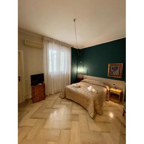 4 Balconi House-Elegante dimora nel centro storico