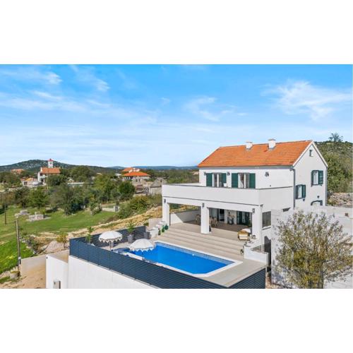 4 Bedroom Amazing Home In Vodice