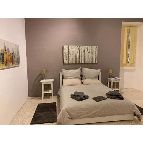 4 bedroom apartment in Sliema near the sea