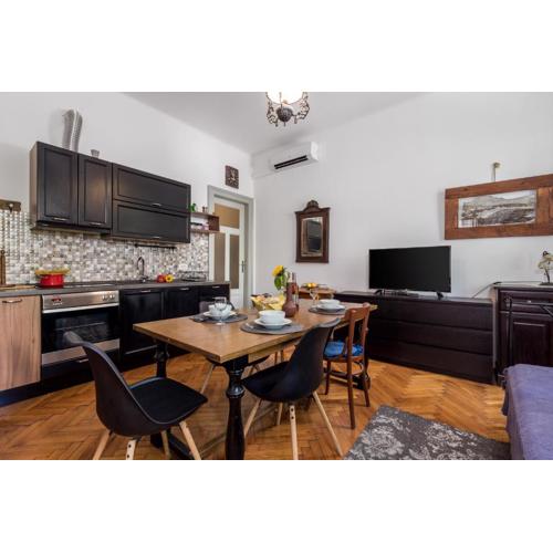 4 Bedroom Apartment