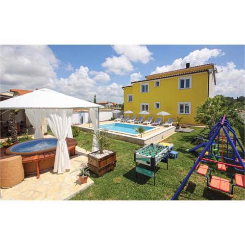 4 Bedroom Beautiful Home In Pula