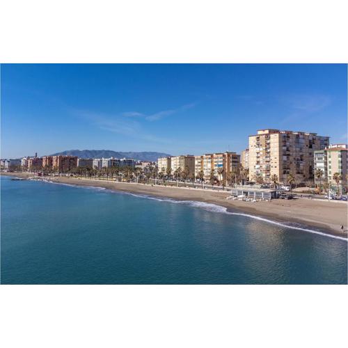 4 Bedroom Cozy Apartment In Málaga