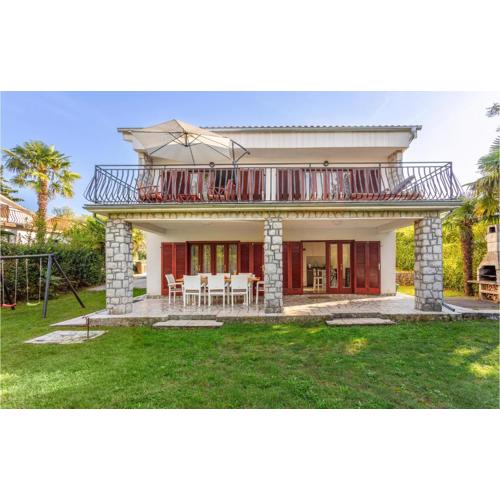 4 Bedroom Pet Friendly Home In Malinska