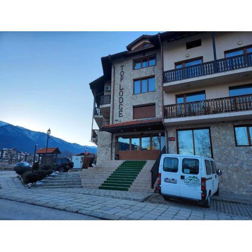 4 Seasons 2 - Top Lodge