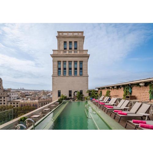 45 Times Barcelona Hotel