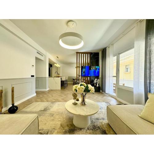 4BD Central Soho Luxe Retreat Terrace 2BH & AC