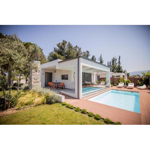 4RosesVillas