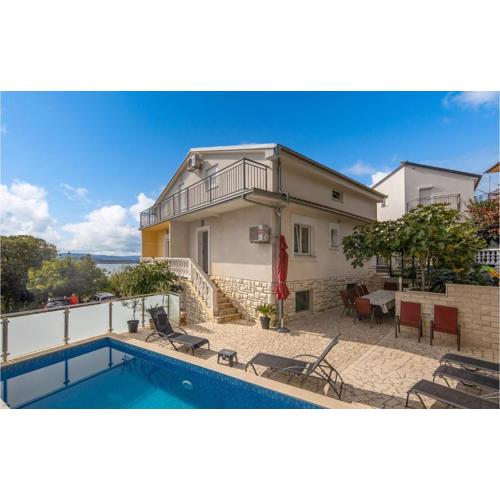 5 Bedroom Stunning Home In Crikvenica