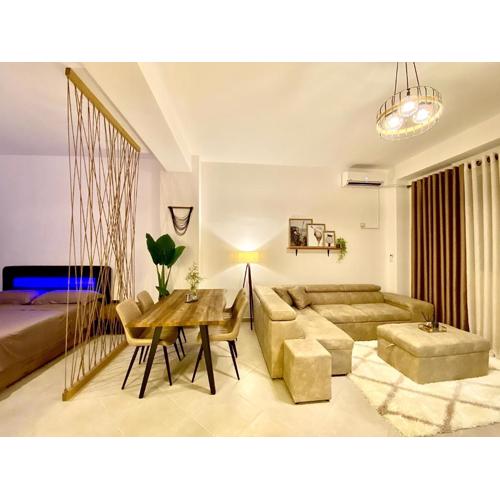 5 New Central Comfy Apartments