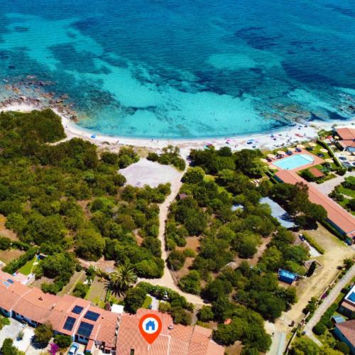 50 STEPS FROM THE BEACH, Villa Ambra