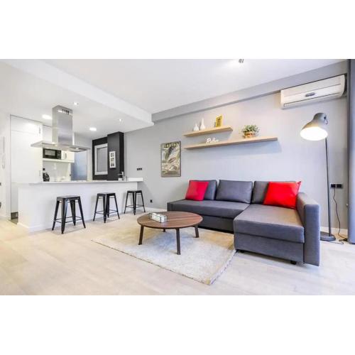 51SAM1021 - Modern apartment near Montjuic