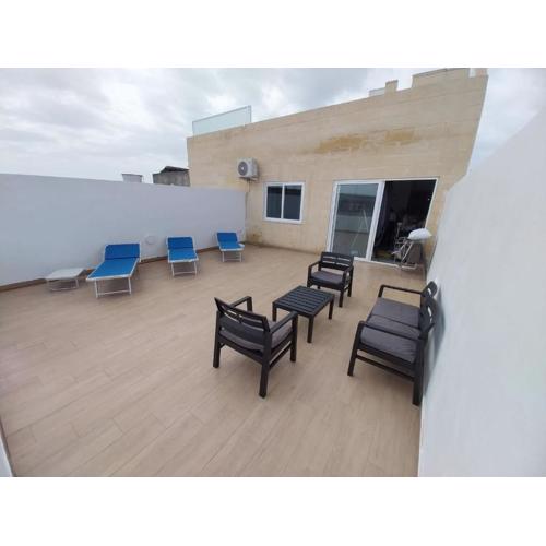 5B Luxury Apartment
