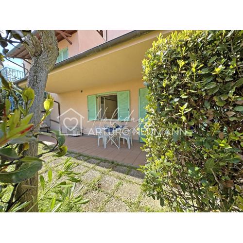 635 - Bilocale a Marcelli al Villaggio Rosa, con giardino e barbecue in muratura, climatizzato - SPIAGGIA inclusa nel prezzo