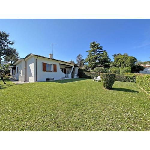 658 - Villa quadrilocale al Taunus con giardino e bellissima vista mare - SPIAGGIA inclusa nel prezzo