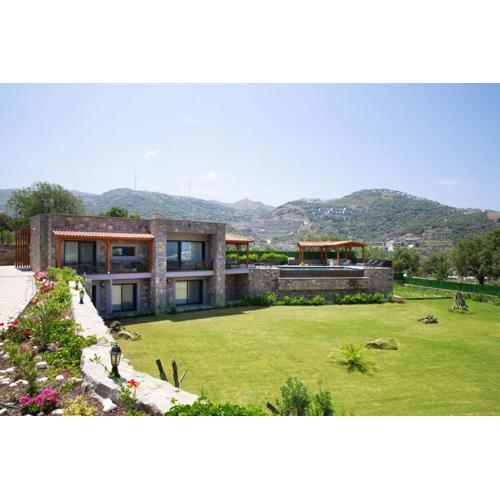 6Bedroom Villa with Pool in Yalıkavak BodrumBD4140
