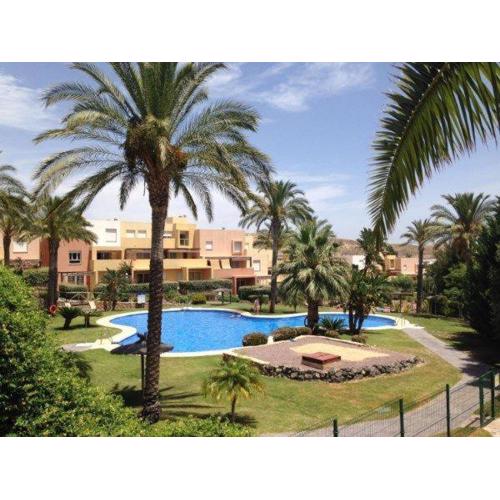 775 Duplex Valle del Este