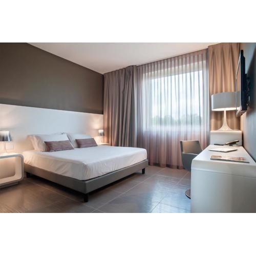 8Piuhotel
