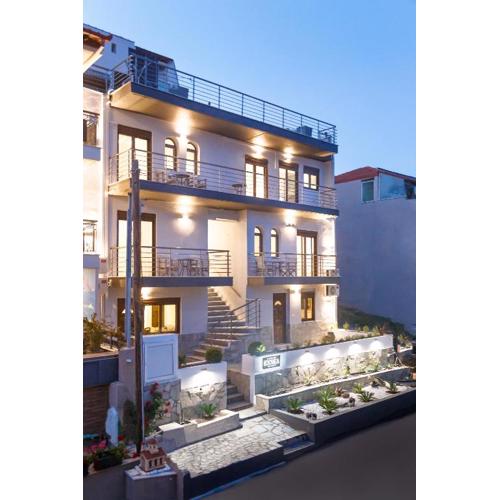 9 Luxury Rooms