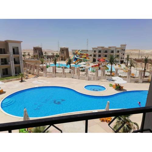 قرية لاسرينا العين السخنة