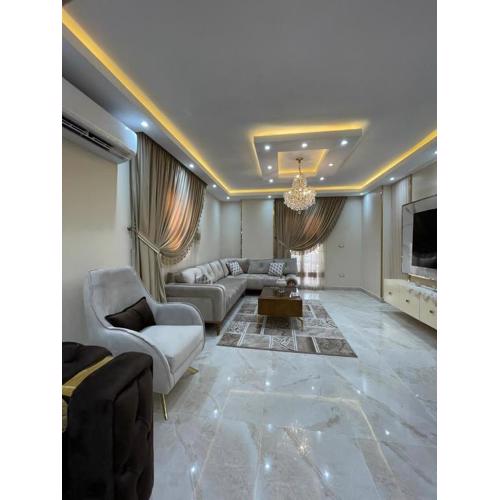 شقه مفروشه راقيه