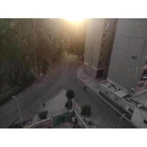 غرفه بشقه نظيفه ومرتبه