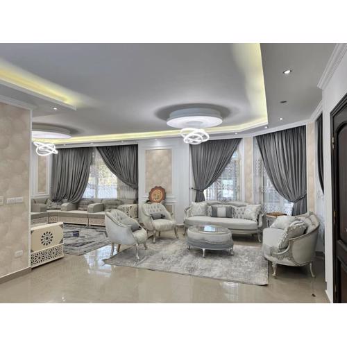 فله بالكامل سبع غرف ٩ اسره وثمان حمامات الشيخ زايد